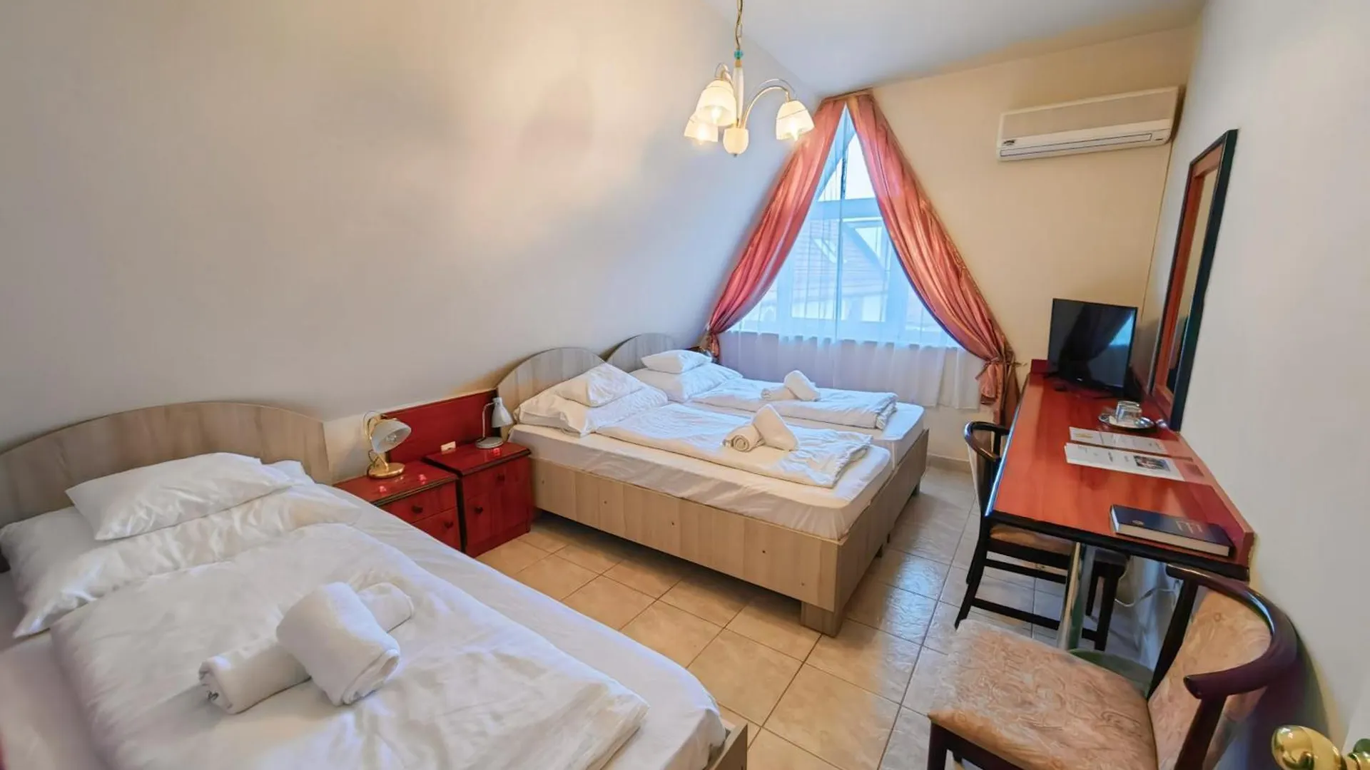 Nora Hotel  Hajduszoboszlo