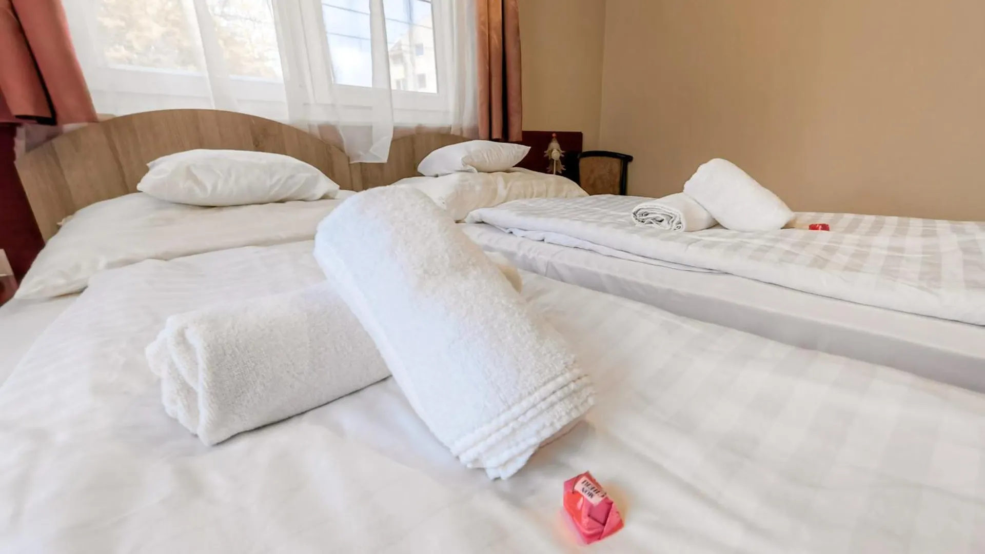 Nora Hotel